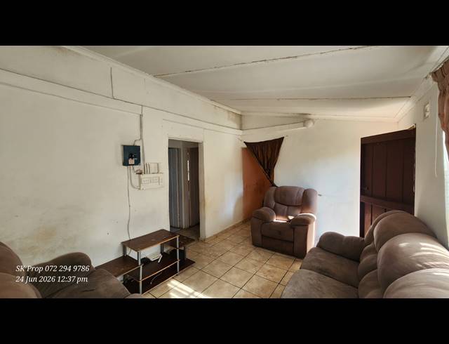 3 BEDROOM FREESTANDING FOR SALE IN NORTHDALE